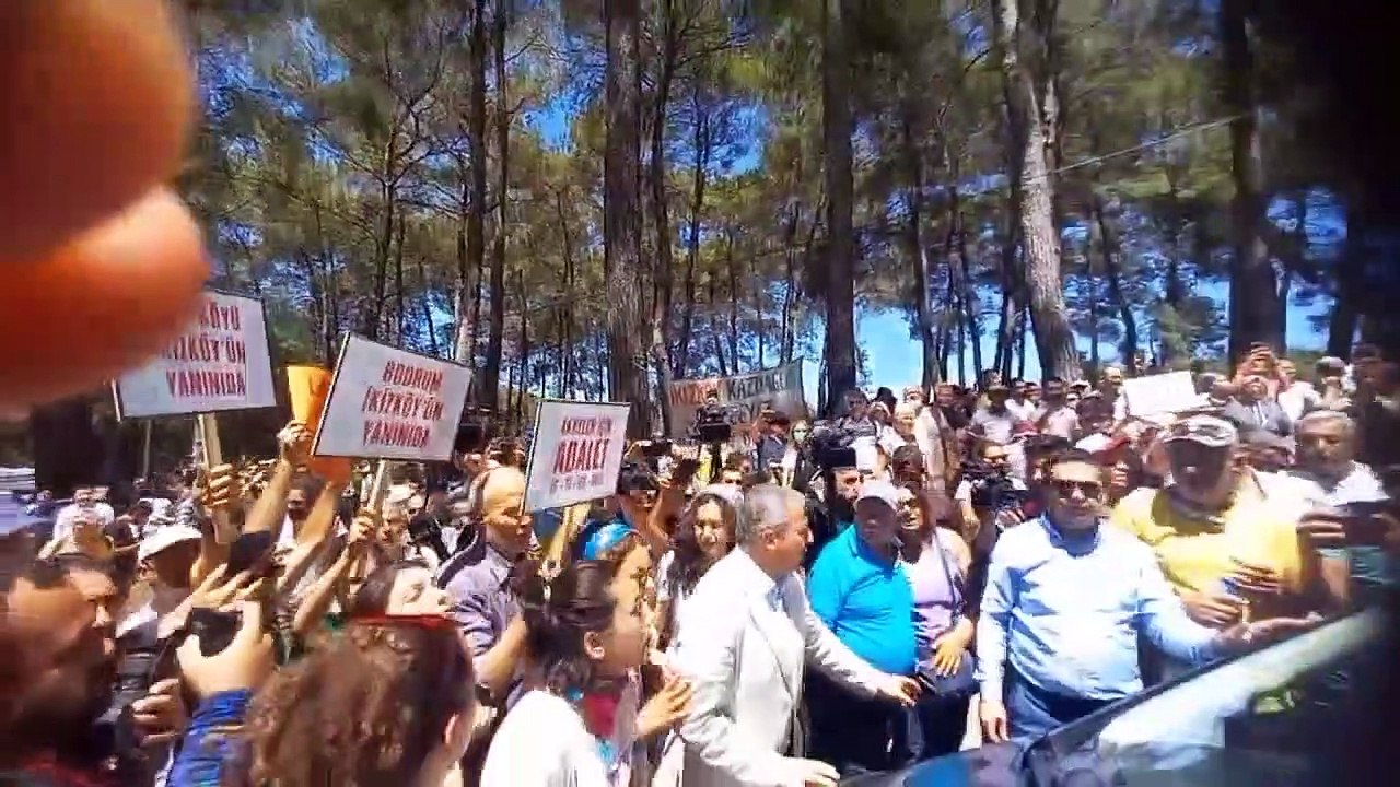 Il y a eu confusion lors de la visite de Kılıçdaroğlu à Akbelen ! Ils ont coupé l'avant du véhicule et l'ont frappé.