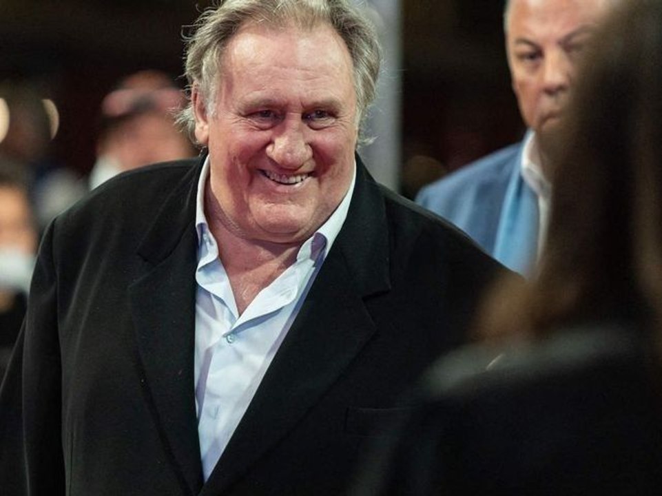 Sophie Marceau : après sa déclaration choc sur Gérard Depardieu, une seizième femme l’accuse !