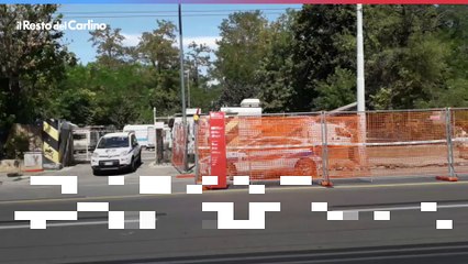 Sgomberata area parcheggio in via Emilia Ponente a Bologna