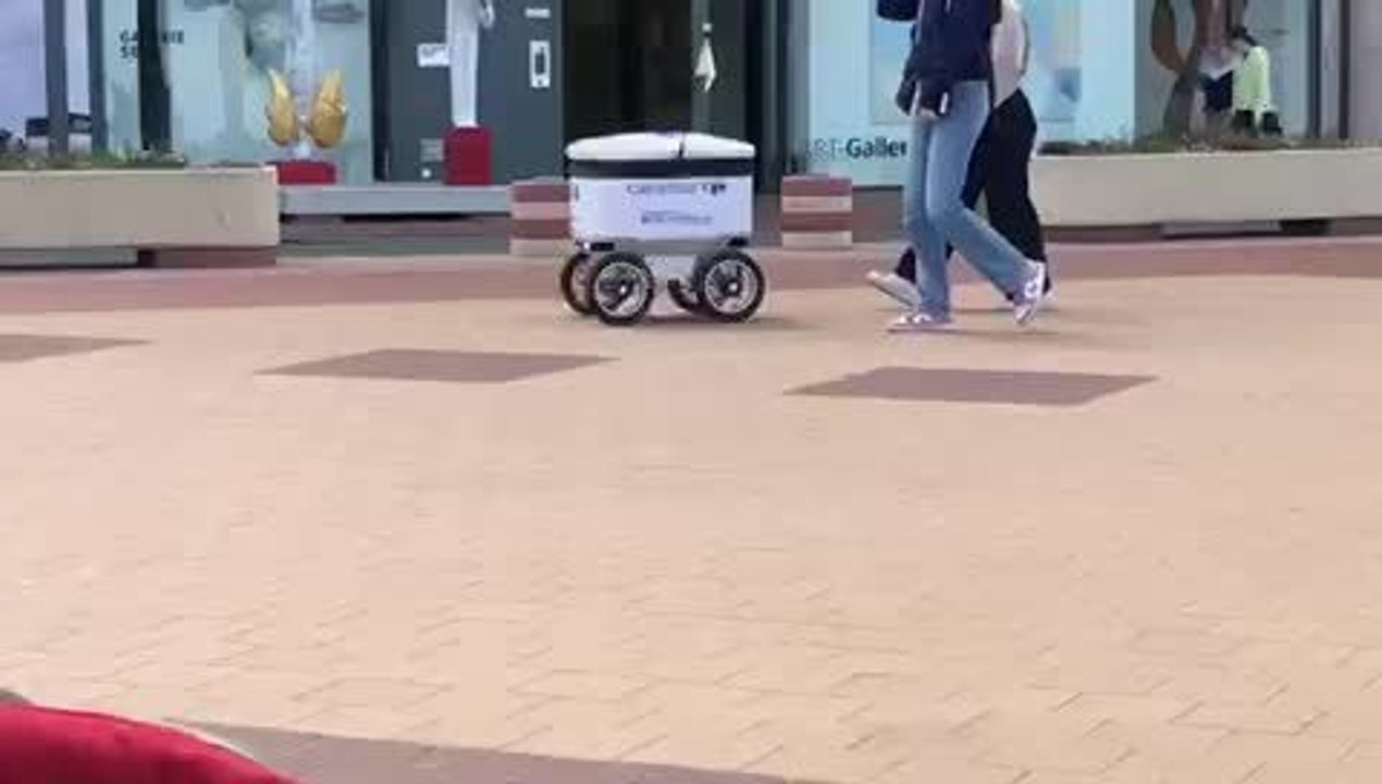 Robot autonome Carrefour Knokke