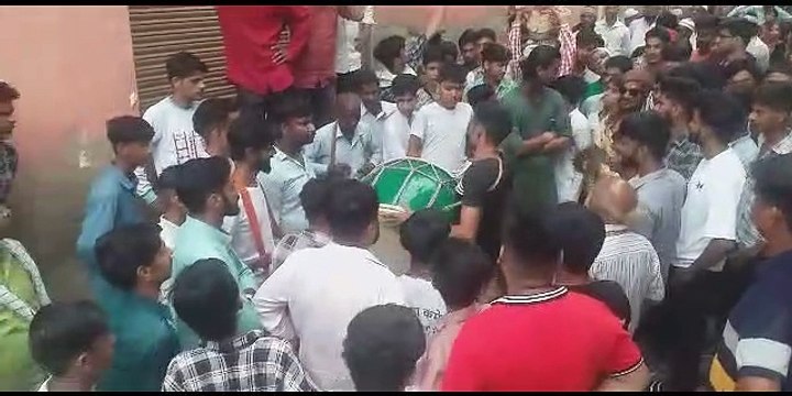 मोहर्रम पर मातमी धुनों के बीच इमामबाड़े से निकलेगा ताजिए का जुलूस