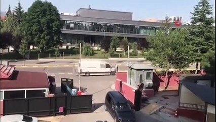 Minibüsten binlerce kaçak sigara çıktı