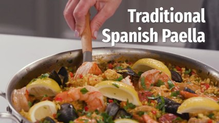 How to Make Traditional Spanish Paella