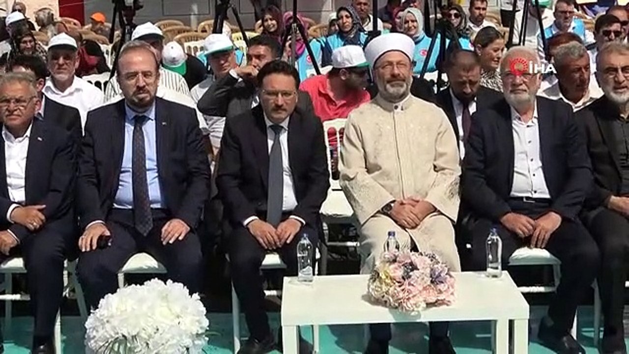 Diyanet İşleri Başkanı Erbaş: Cami ve Kur'an Kurslarının enerjisi yenilenebilir enerji sistemleriyle karşılanacak