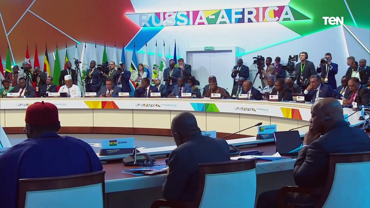 الرئيس السيسي: مصر كانت دوما رائدة في مسار السلام سلام الأقوياء القائم على الحق والعدل والتوازن