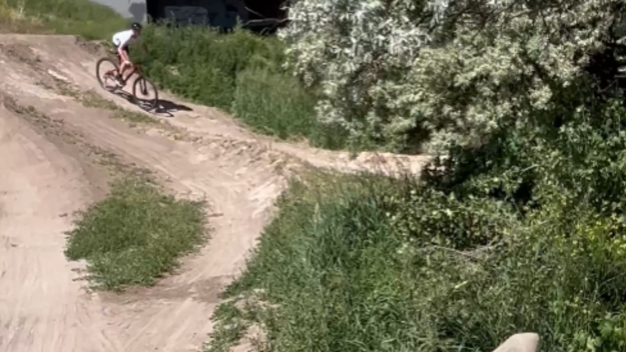 Enthusiastic kid's first-ever bike jump ends with his first-ever crash