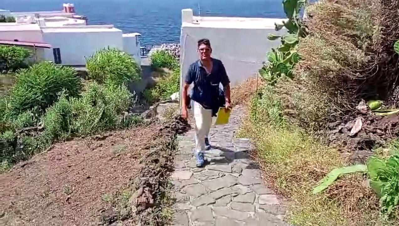 Postino Ginostra