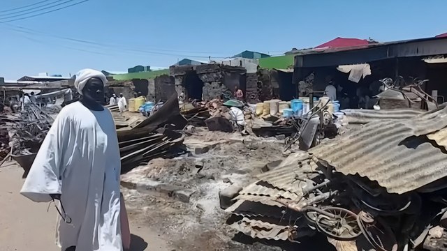 تواصل الاشتباكات بين طرفي الصراع بالسودان وحميدتي يدعو لتغيير قيادة الجيش