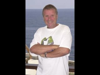 Yves Rénier, un ami, un frère : son ami s’effondre en direct