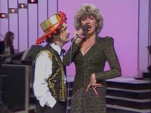 Cannon and Ball (1979) S02E08 - Cannon & Ball for Christmas - December 20, 1980 - Faith Brown
