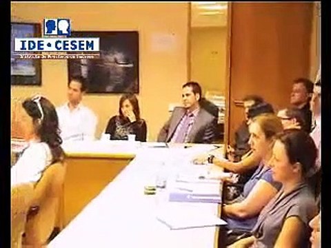 Protocolo empresarial y asesoría de imagen. Parte 4. Distribución de invitados en una mesa y más...