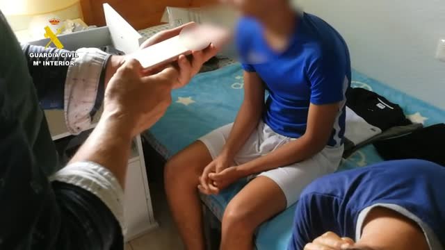 Detenidas tres personas en Tenerife por estafar 200.000 euros a más de 170 víctimas suplantando a una entidad bancaria