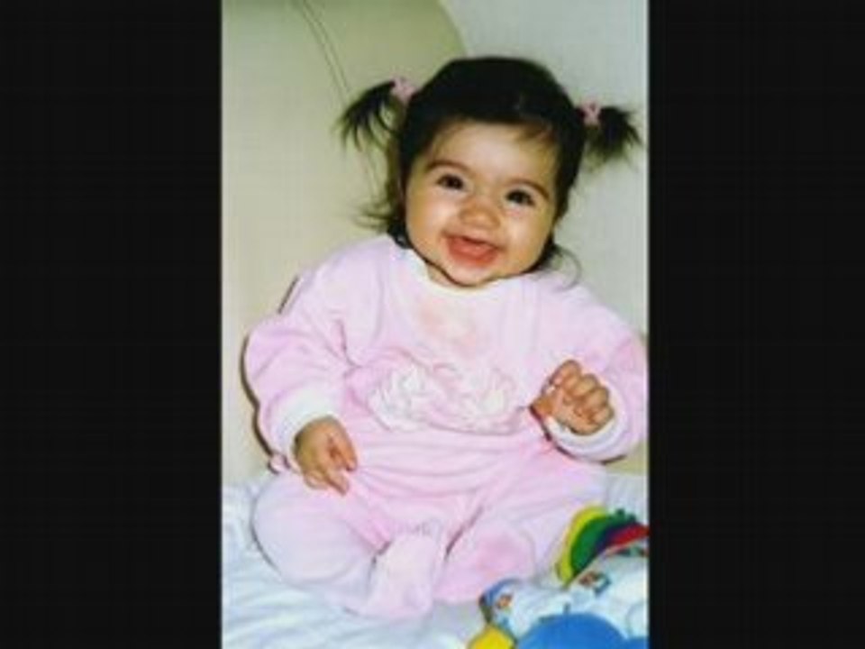 Petit bebe gitan 93