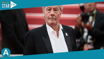 Affaire Alain Delon : ces affaires que sa “dame de compagnie” entend bien récupérer !