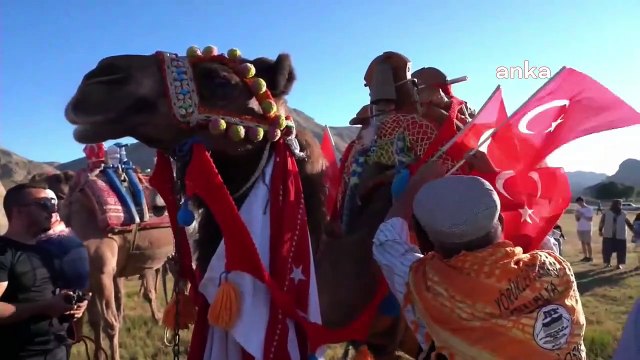 La municipalité métropolitaine d'Antalya a organisé le festival du plateau de Gazipaşa Günnercik