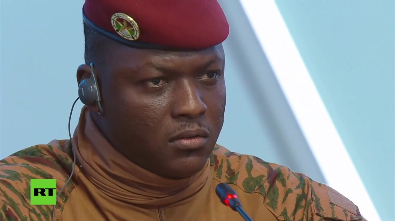 Voici le discours souverainiste du Capitaine Traoré qui n' a pas plu à Macky Sall