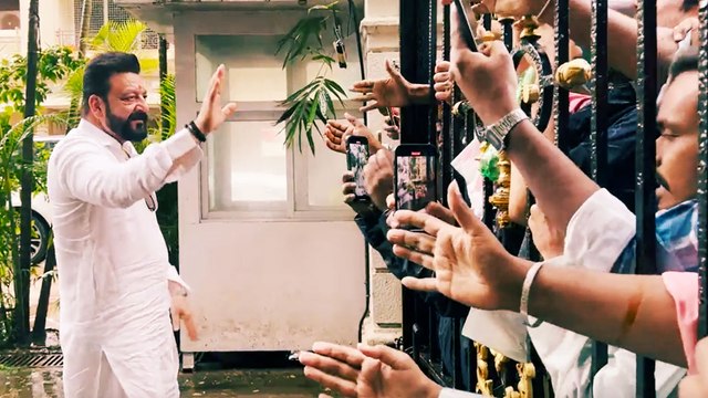 Sanjay Dutt Meets Fans On His 64th Birthday!