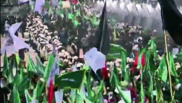 مئات الآلاف يحيون ذكرى عاشوراء في كربلاء