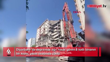 Anbean kaydedildi! Ağır hasarlı bina yıkım sırasında çöktü