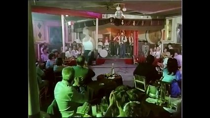 Ziyaret ( Hülya Avşar - Selçuk Özer ) Film izle1