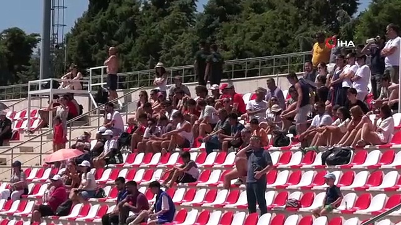 Manisa'da U17 Kadınlar Avrupa Sutopu Şampiyonası başladı