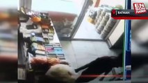 Batman'da markete giren hırsız işletme sahibinin cep telefonunu çaldı