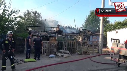 Antalya'da 2 gecekondu yangında küle döndü