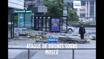 Un ataque de drones sobre Moscú causa daños en dos edificios y obliga al cierre del aeropuerto