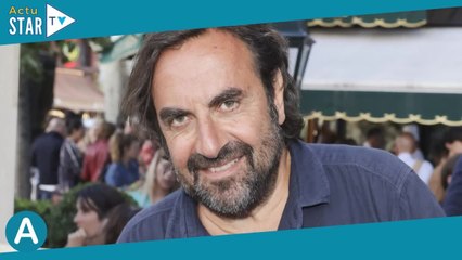 André Manoukian dragueur : sa méthode assez déroutante (et bien maladroite) pour séduire