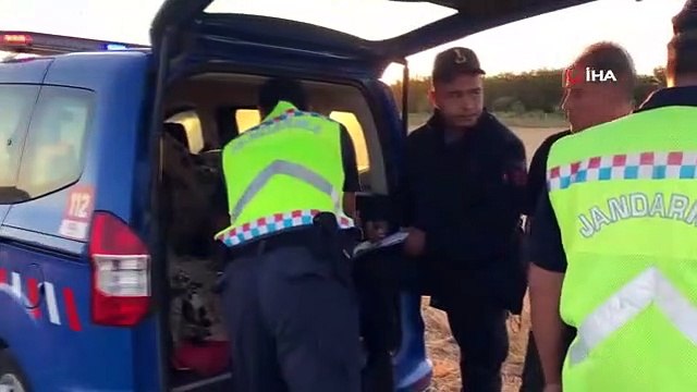 Le train s'est écrasé dans un véhicule utilitaire léger : le conducteur blessé avait du mal à cacher le tabac de contrebande qu'il transportait au lieu de sa vie