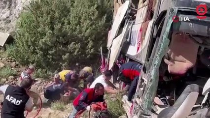 Kars'ta yolcu otobüsü şarampole devrildi