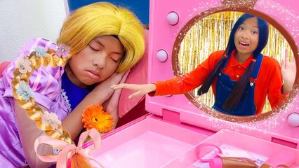 Wendy Pretend Play Dress Up As a Princess Kid Learns about Responsibility