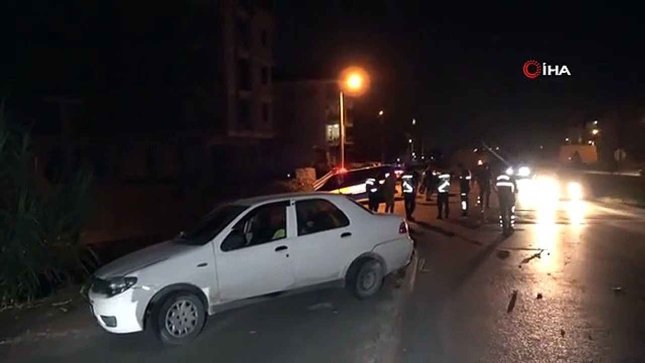À Antalya, la voiture a volé de 7 mètres après l'accident et s'est renversée： 4 blessés