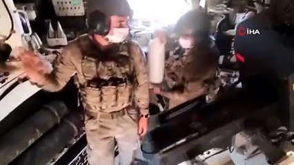 Tacizi ateşi açan 12 PKK/YPG'li terörist etkisiz hale getirildi