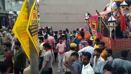 हुसैन की याद में निकाले ताजिए