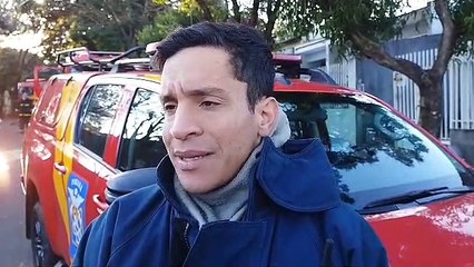 Incêndio deixa residência parcialmente destruída no Jardim San Martim, em Umuarama