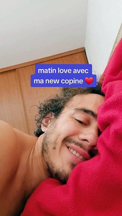 Matin avec les copains, matin fatigue, gros samedi soir !#friends #copains #amis #love #duo #couple #win #goal #girlfriend #team #samedi #samedisoir #saturday #saturdaynight #lyon #potes #fun