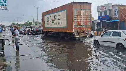 नेशनल हाईवे पर बिना अनुमति रातों रात निर्माण शुरू