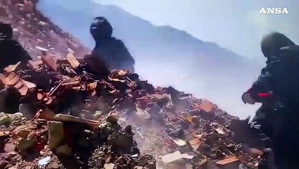 No Tav incappucciati attaccano il cantiere di San Didero