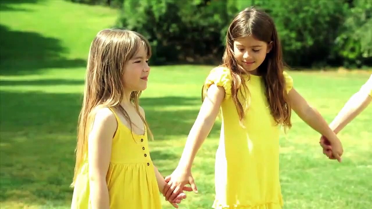 Σάκης Ρουβάς - Υπάρχει Ελπίδα - Official Music Video