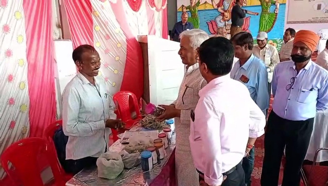 Video Story - आर्थिक और सामाजिक रूप से हुई सशक्त, अपने पैरों पर खड़े होकर बच्चों की कर रही अच्छी परवरिश