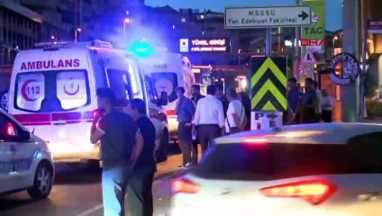 Şişli'de Otomobil Çelik Halat Bariyerlerine Saplandı