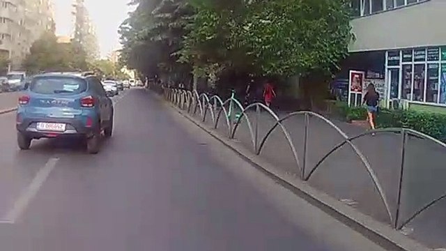 Même les pigeons devraient regarder dans les deux sens