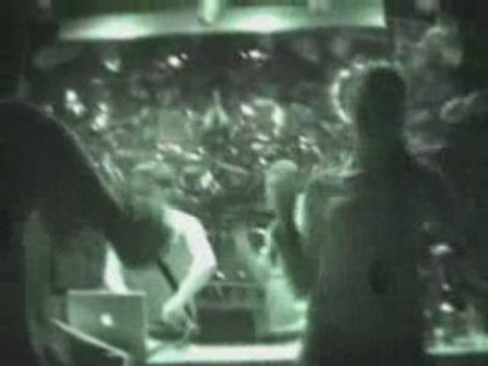 FLOXYTEK @ CROSS CLUB - PRAGUE (CZ)