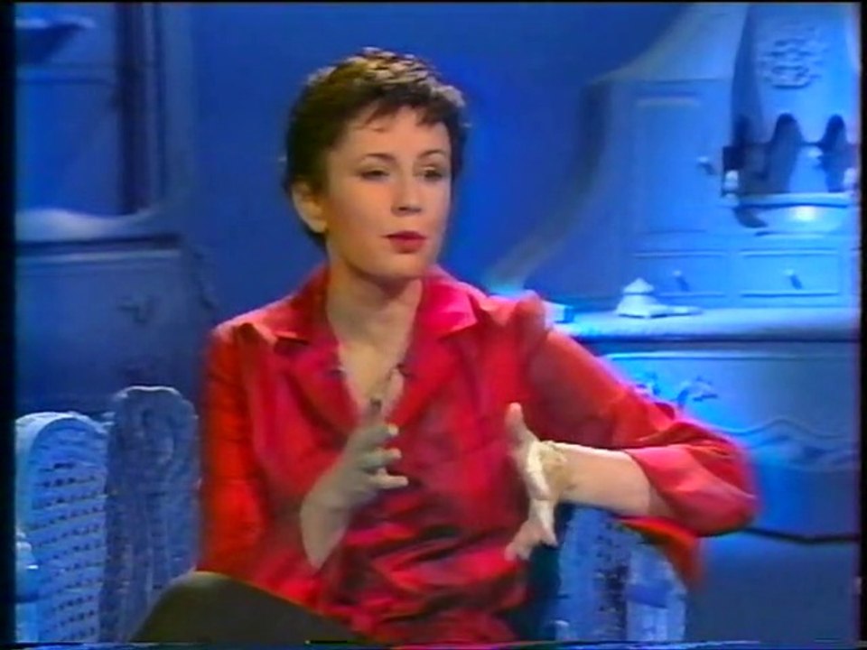 TF1 - 27 Octobre 1994 - Pubs, bandes annonces, début "Famille Je Vous Aime" (Isabelle Quenin)