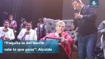 Alcalde de Comitán arremete contra ciudadanos por no aplaudirle frente a Paquita la del Barrio