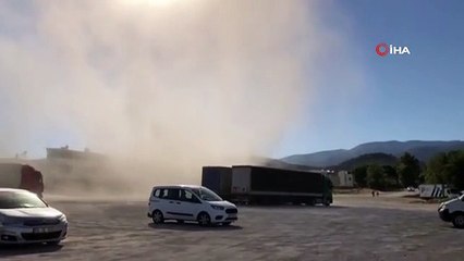 Edremit'te kısa süreli oluşan hortum kamerada
