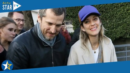 "La dernière photo c'est..." : Marion Cotillard et Guillaume Canet, leurs vacances d'été en surprenn