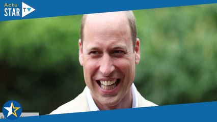 Le prince William filmé en train de servir des hamburgers dans un food-truck