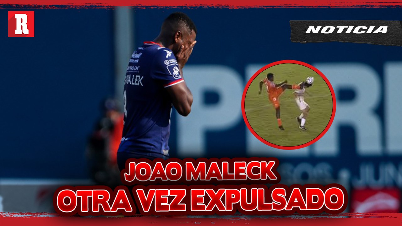 Joao Malek es expulsado por entrada violenta